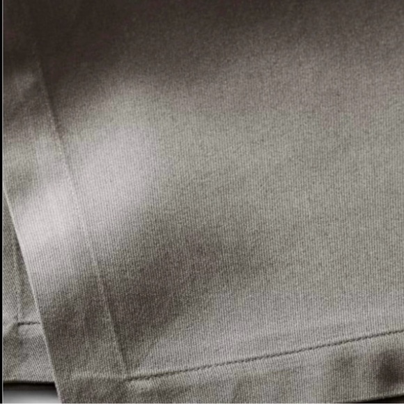 Williams Sonoma 12 Charcoal Hotel Dinner Napkins - Picture 3 of 9